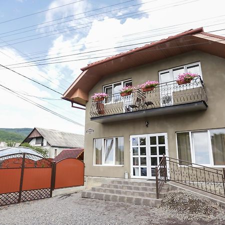 U Maksa Hotel Solochin Exterior photo