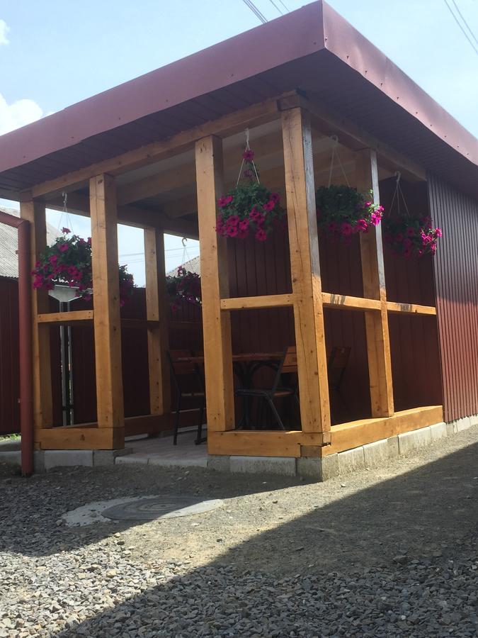 U Maksa Hotel Solochin Exterior photo