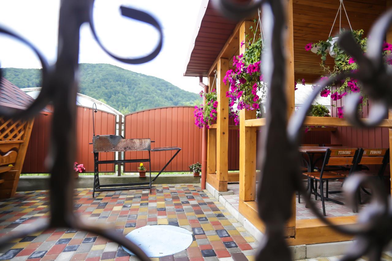 U Maksa Hotel Solochin Exterior photo
