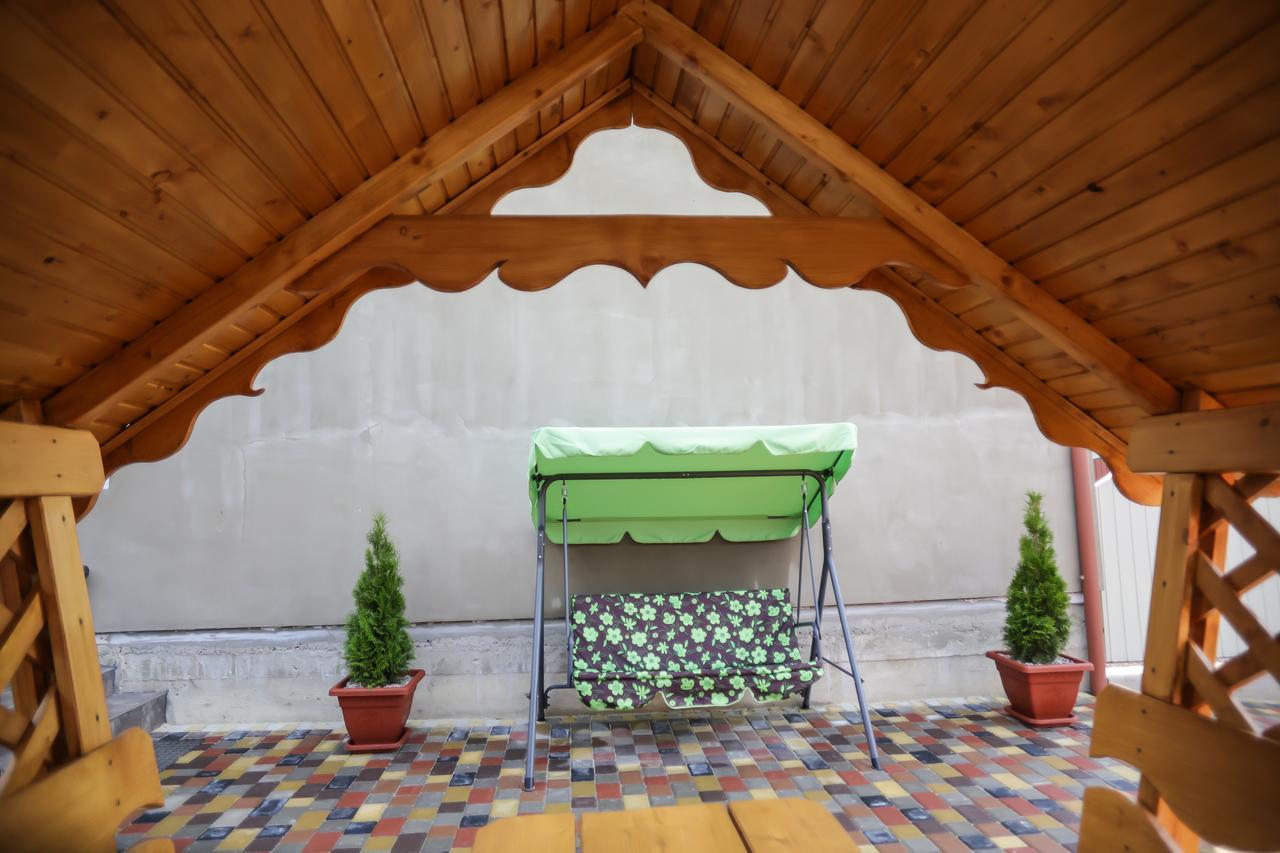 U Maksa Hotel Solochin Exterior photo