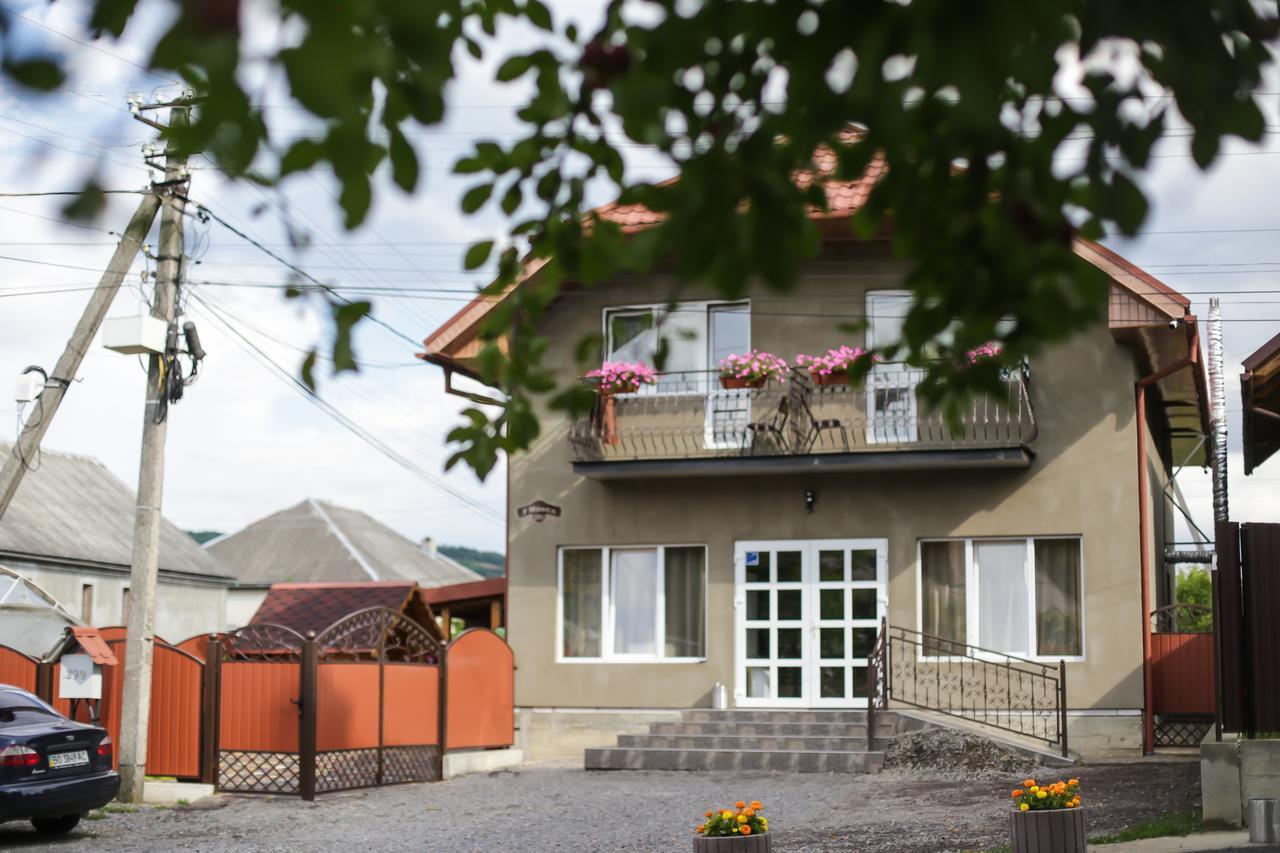 U Maksa Hotel Solochin Exterior photo